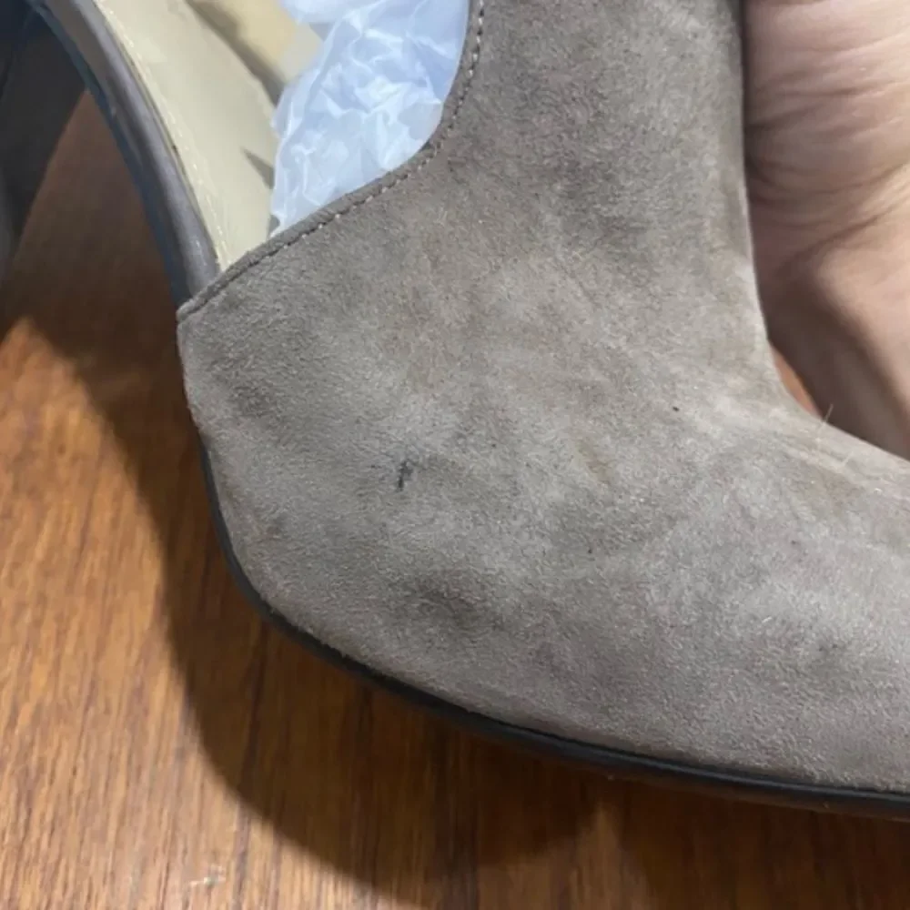 Naturalizer Neutral Gray Leather Pumps Booties